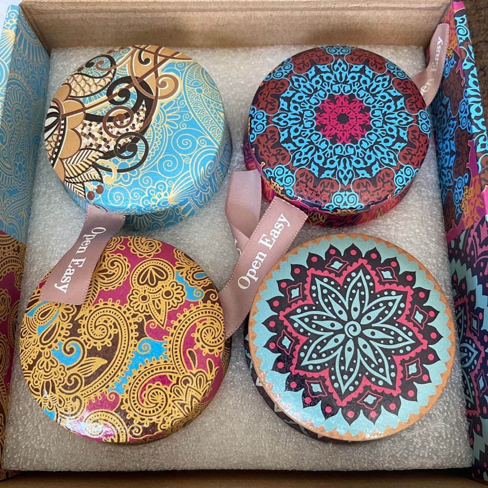 Brand new in box, candle gift set